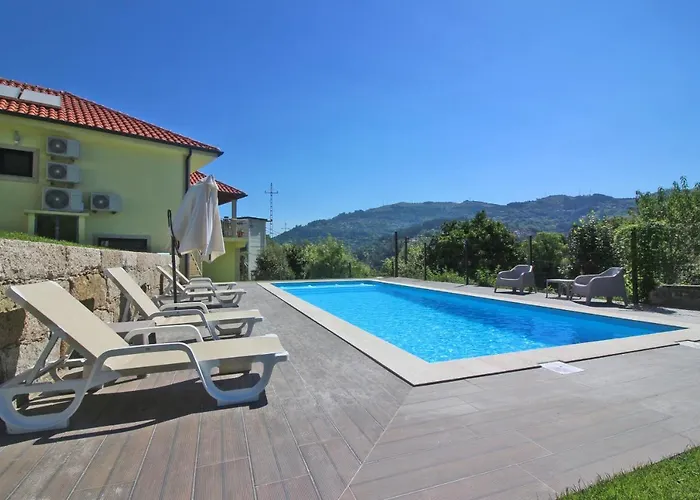 Casa Dos Henriques By Casas Ferienhaus *