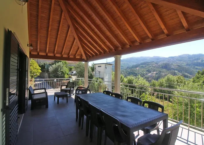 Casa Dos Henriques By Casas 펜션